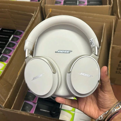 Bose New QuietComfort (Master Quality) Wireless Noise Cancelling Headphones, Bluetooth Over Ear Headphones with Up to 24 Hours of Battery Life