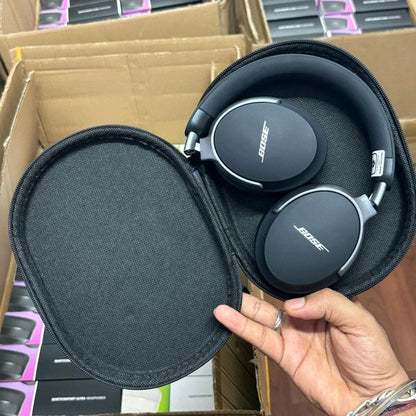 Bose New QuietComfort (Master Quality) Wireless Noise Cancelling Headphones, Bluetooth Over Ear Headphones with Up to 24 Hours of Battery Life