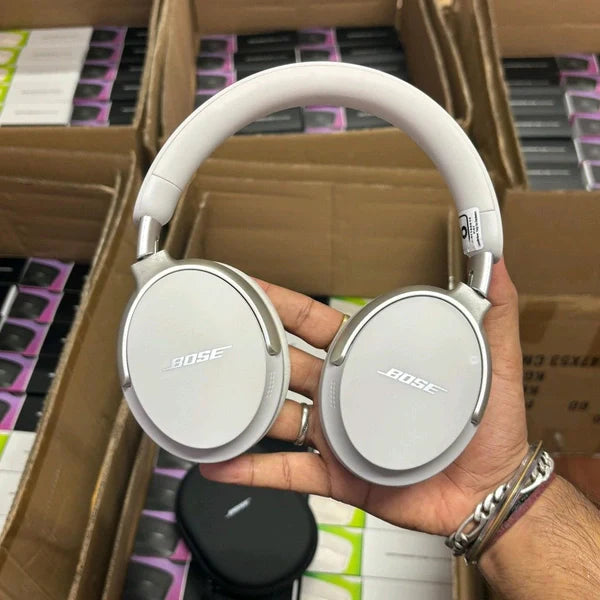 Bose New QuietComfort (Master Quality) Wireless Noise Cancelling Headphones, Bluetooth Over Ear Headphones with Up to 24 Hours of Battery Life